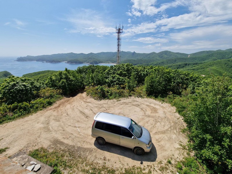 Виды Трансфер на внедорожнике: Стеклянный пляж, Русский мост и остров