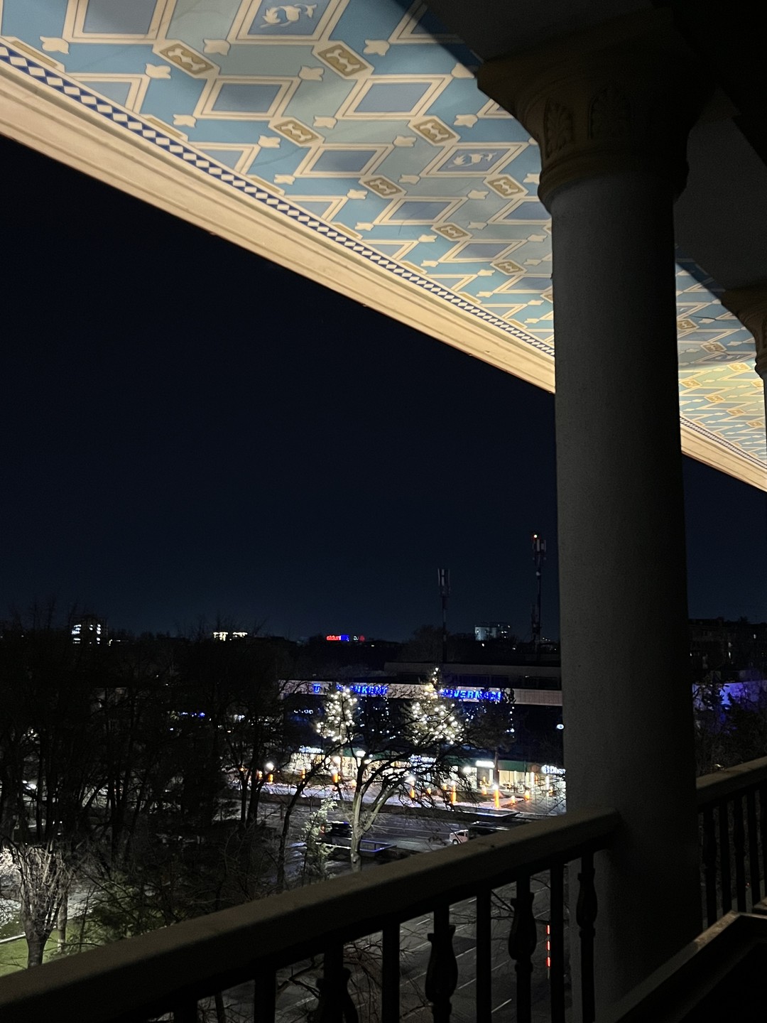 Даже не смотря на то, что на экскурсию была записана я одна - мне ее провели)