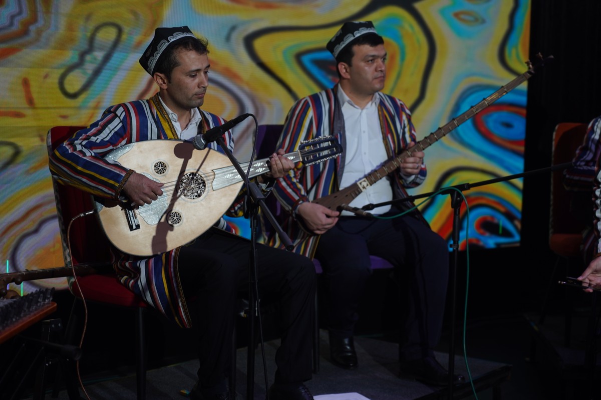 Билет на национальное музыкальное шоу в Самарканде (7/14)