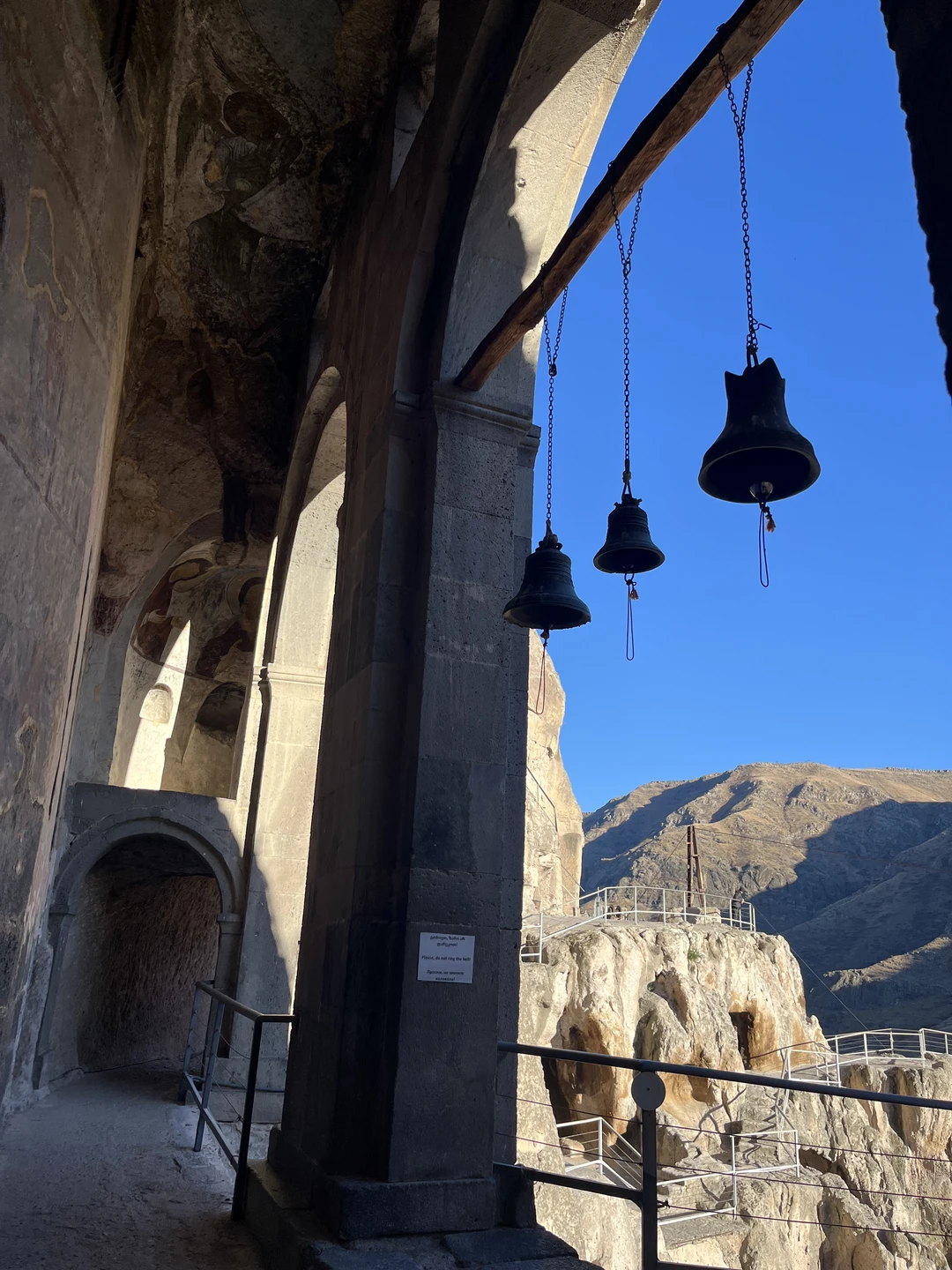 Очень насыщенный и продолжительный тур! Нам повезло с Омаром - удивительный экскурсовод! Теплая, легкая атмосфера общения