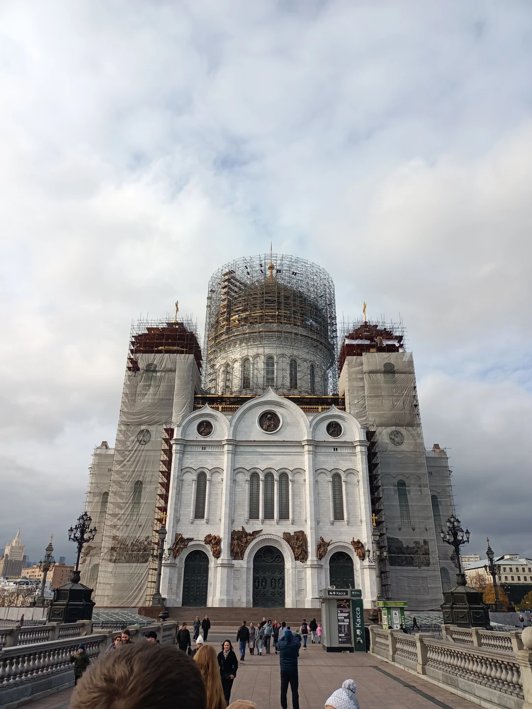 Три часа на автобусе - и вы знакомы с Москвой (Ирина)