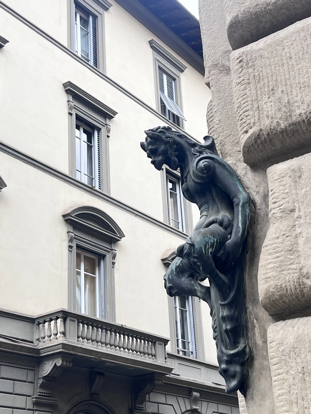 Понравилась очень экскурсия со Светланой. Очень интересно рассказывала, живо, интересные факты. Провела по улочкам Флоренции, узнали