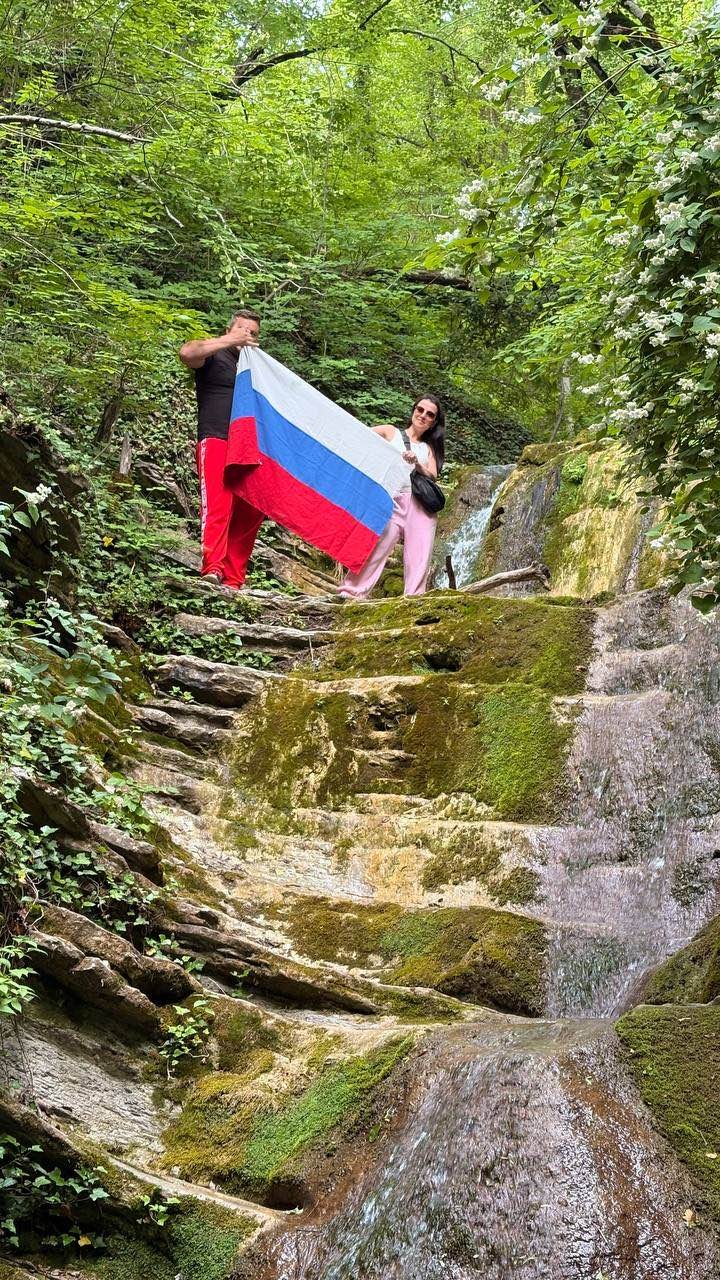 Хотите прекрасных фото на вершине гор,тогда Вам стоит прокатиться. Время в поездке пролетает незаметно,спасибо организаторам