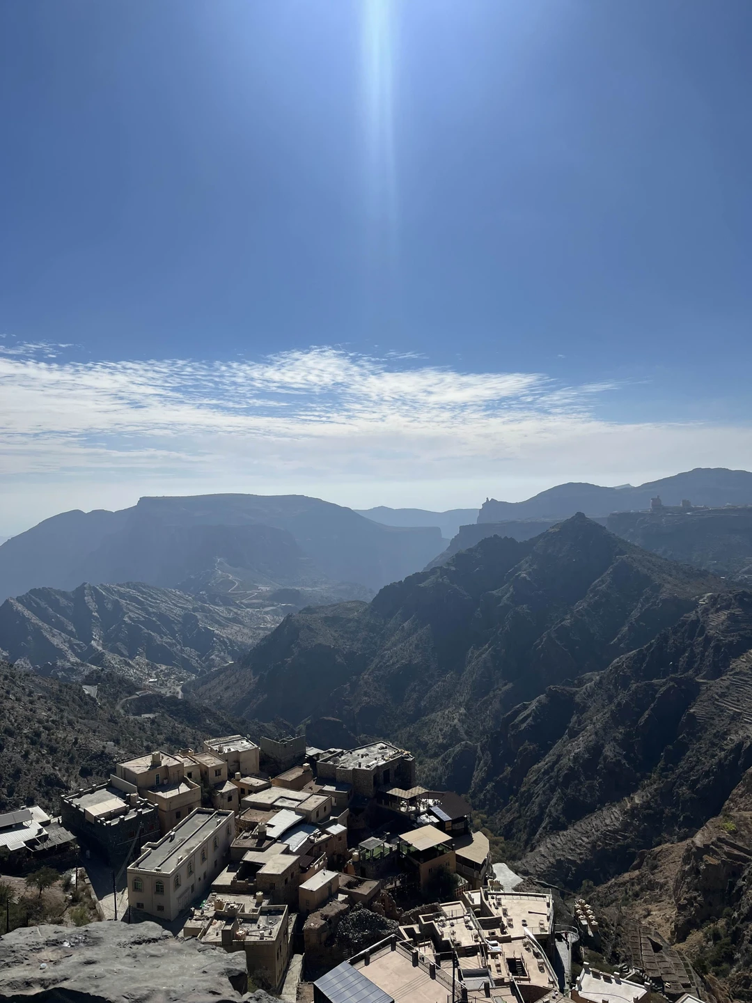 Спасибо! Экскурсия соответствует ожиданиям! Прошло все на одном дыхании, гид Иван, прекрасно знает историю 🇴🇲 Оман.