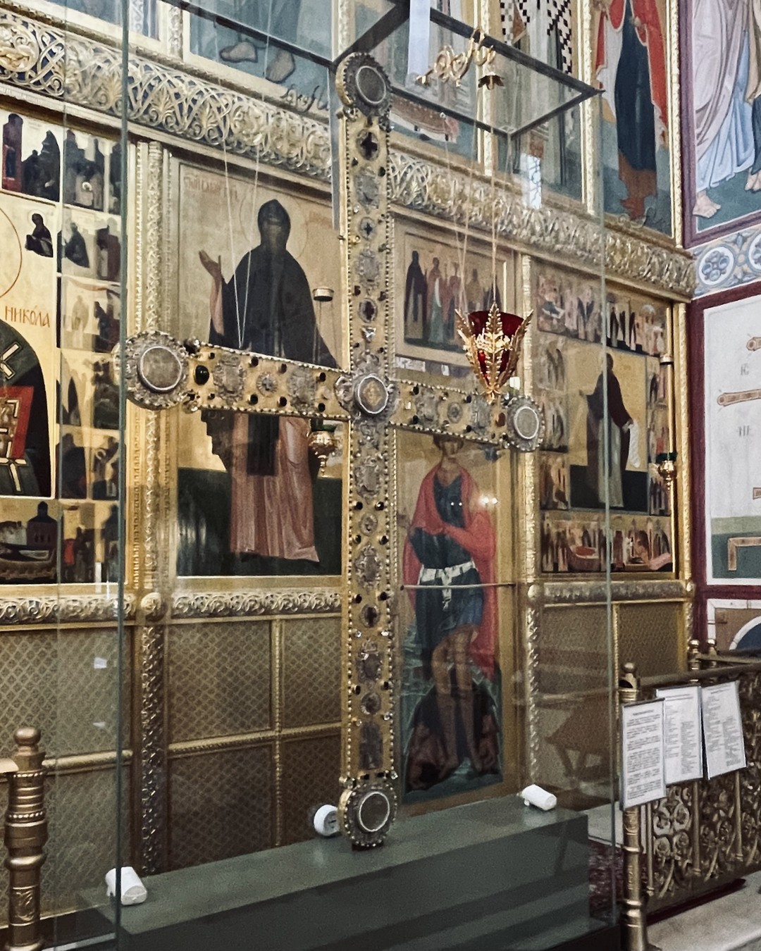 Экскурсия с гидом Натальей по Переславлю прошла замечательно. В этот день был первый снег, погода была