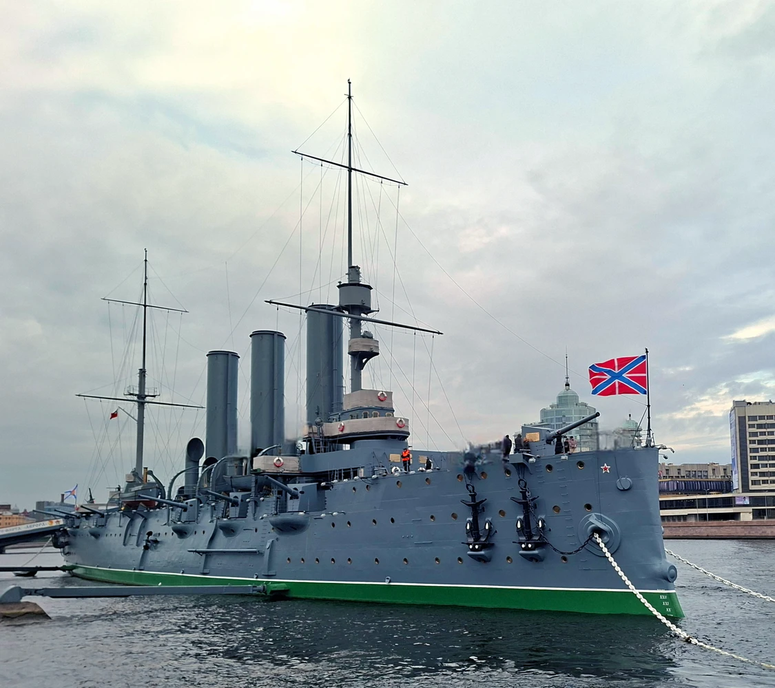 Полуденный выстрел и колоннада Исаакиевского собора (3/13)