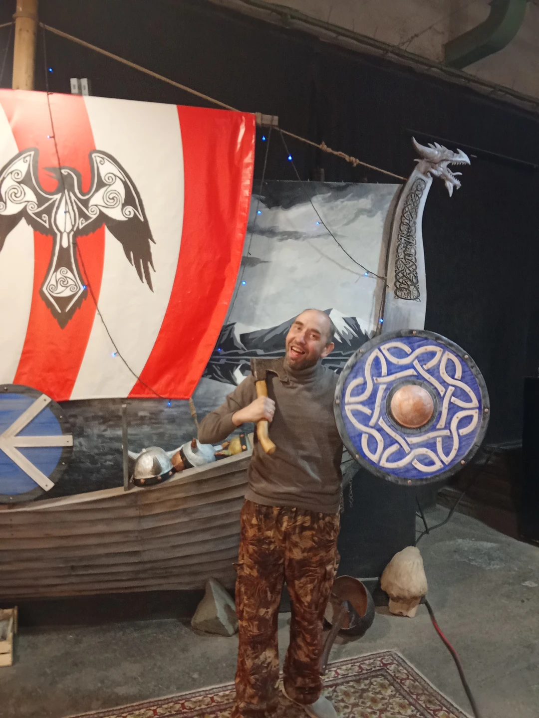 Были с семьёй на этой замечательной экскурсии в июле 2025 года. Это было шикарно! Очень интересно