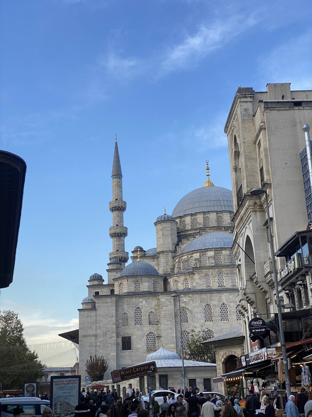 Это была потрясающая экскурсия! Мы провели весь день в невероятной компании в старом городе Стамбула. Было