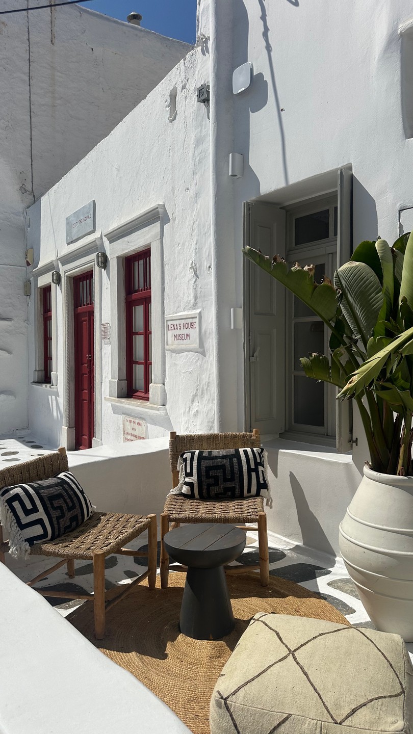 Это было круто! Прибыв на остров у нас не было никаких ожиданий, мы самостоятельно прошлись по