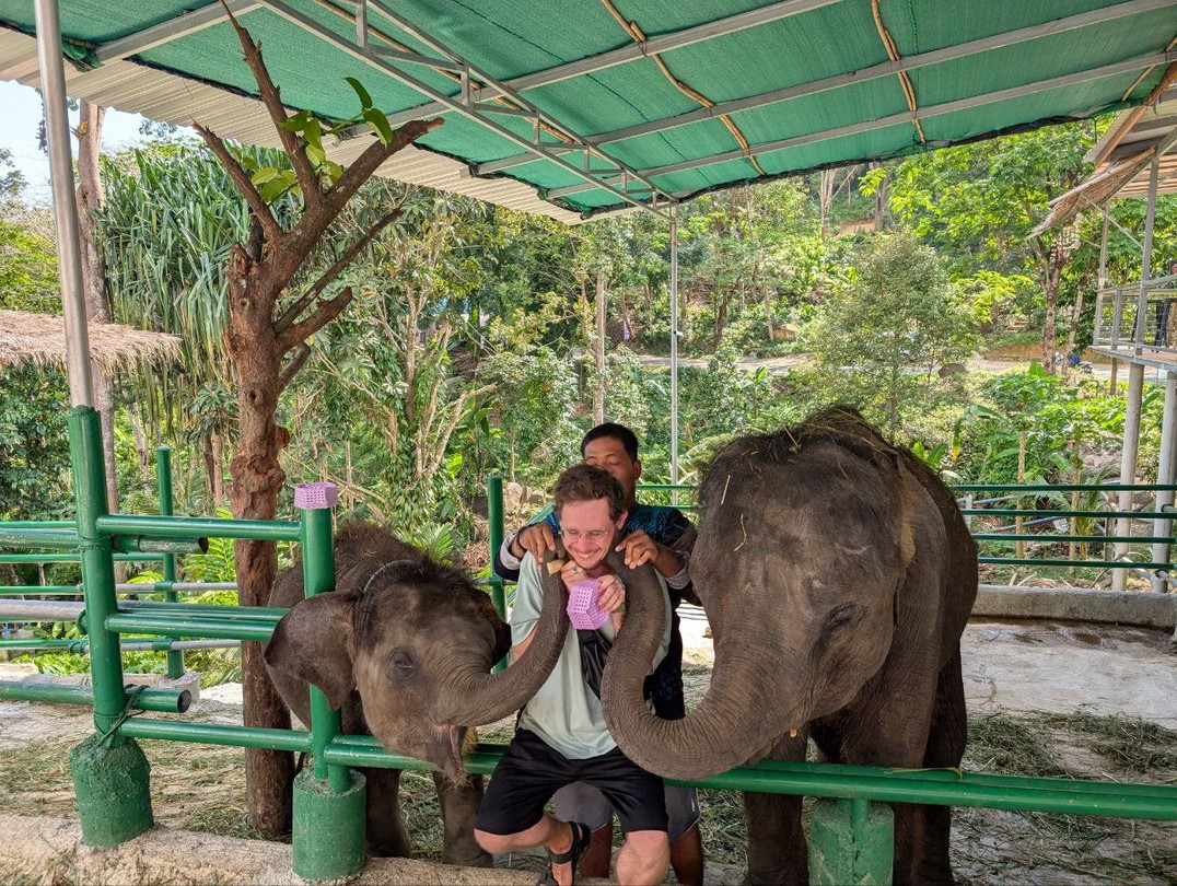 Экурсия оставила у нас исключительно положительные впечатления! Костя и Миша встретили нас прямо у отеля на