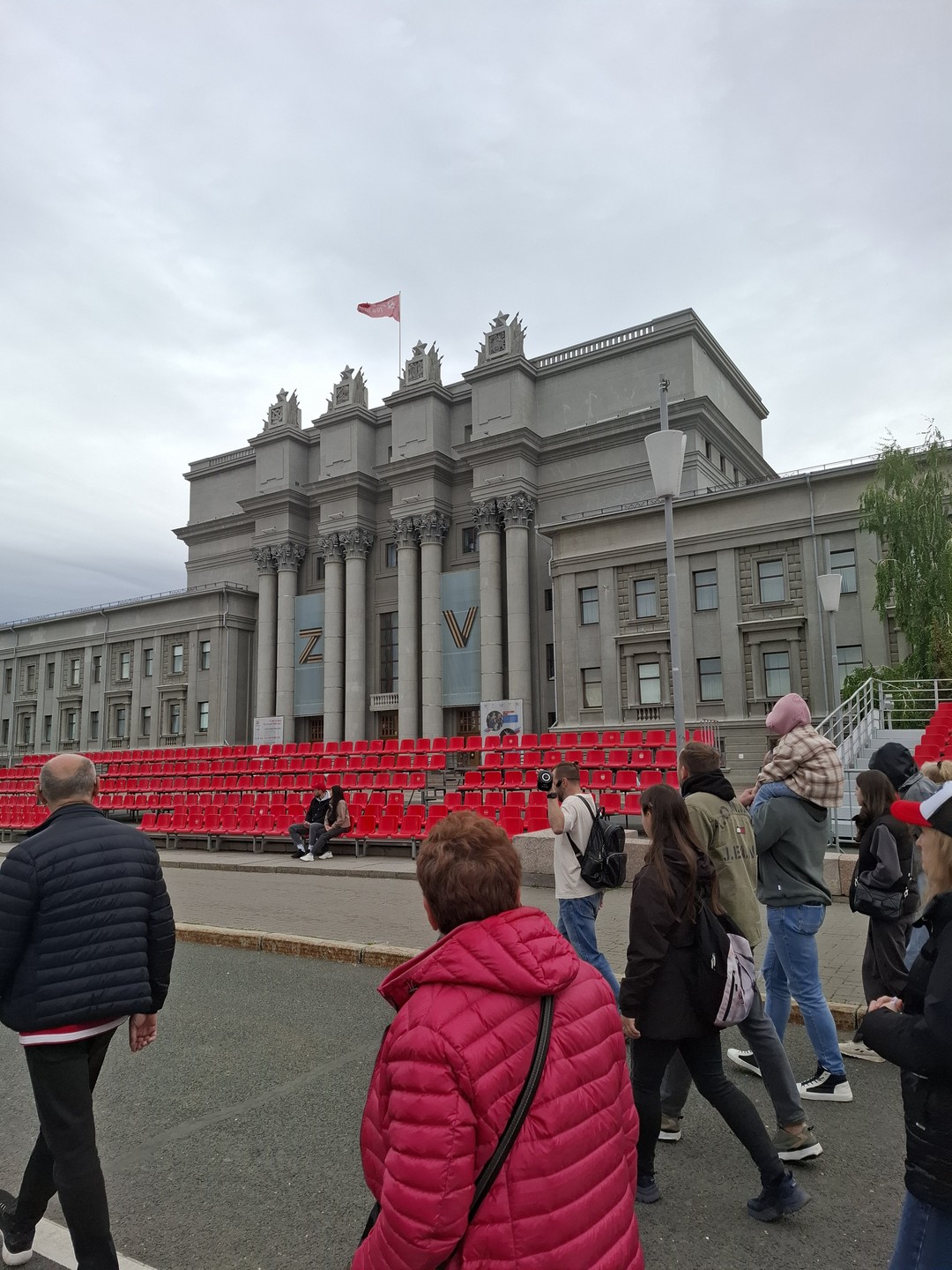 Экскурсия очень понравилась, все понятно, хорошо слышно, Александр рассказал много интересных фактов. Время пролетело быстро, от