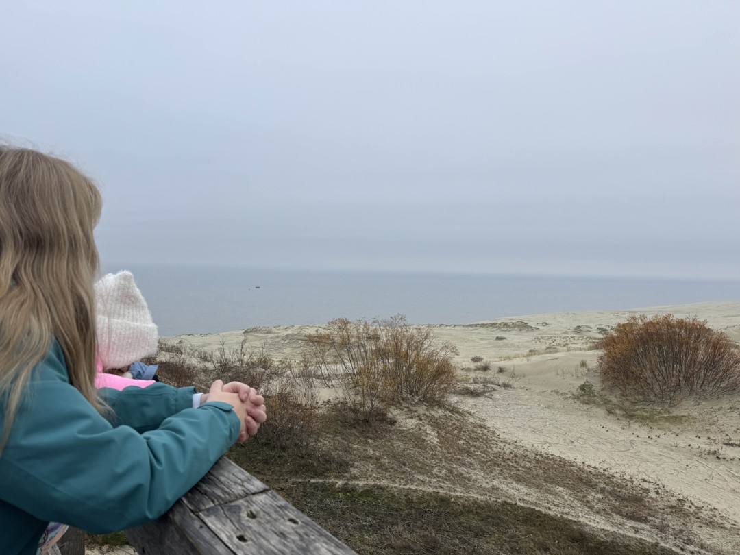 Екатерина - замечательный рассказчик и прекрасный водитель! Пять часов с ней пролетели очень быстро и увлекательно