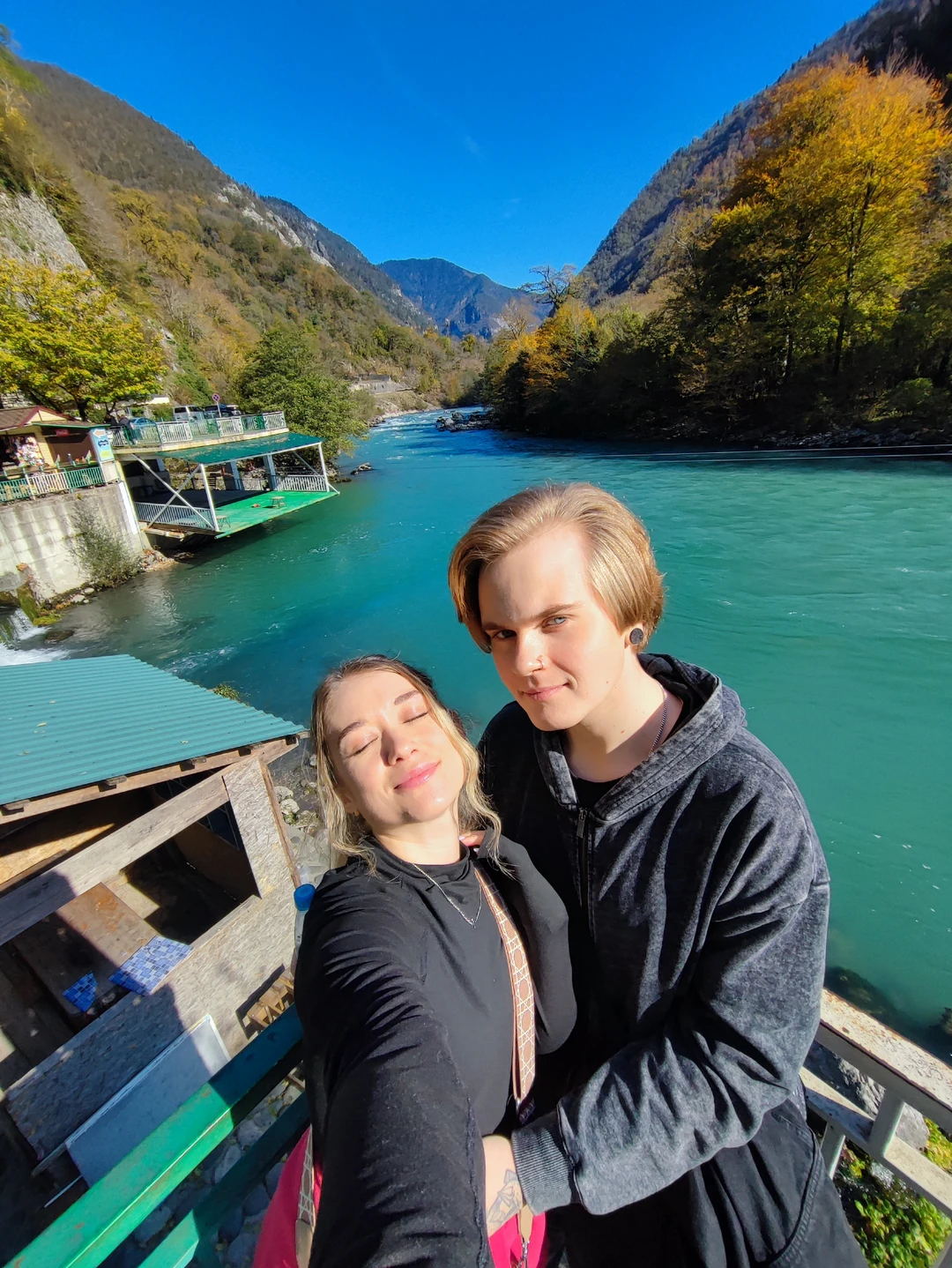 Нас безмерно понравилась поездка! Гид Астик классный, с юмором, но очень тактично и ответственно провел экскурсию