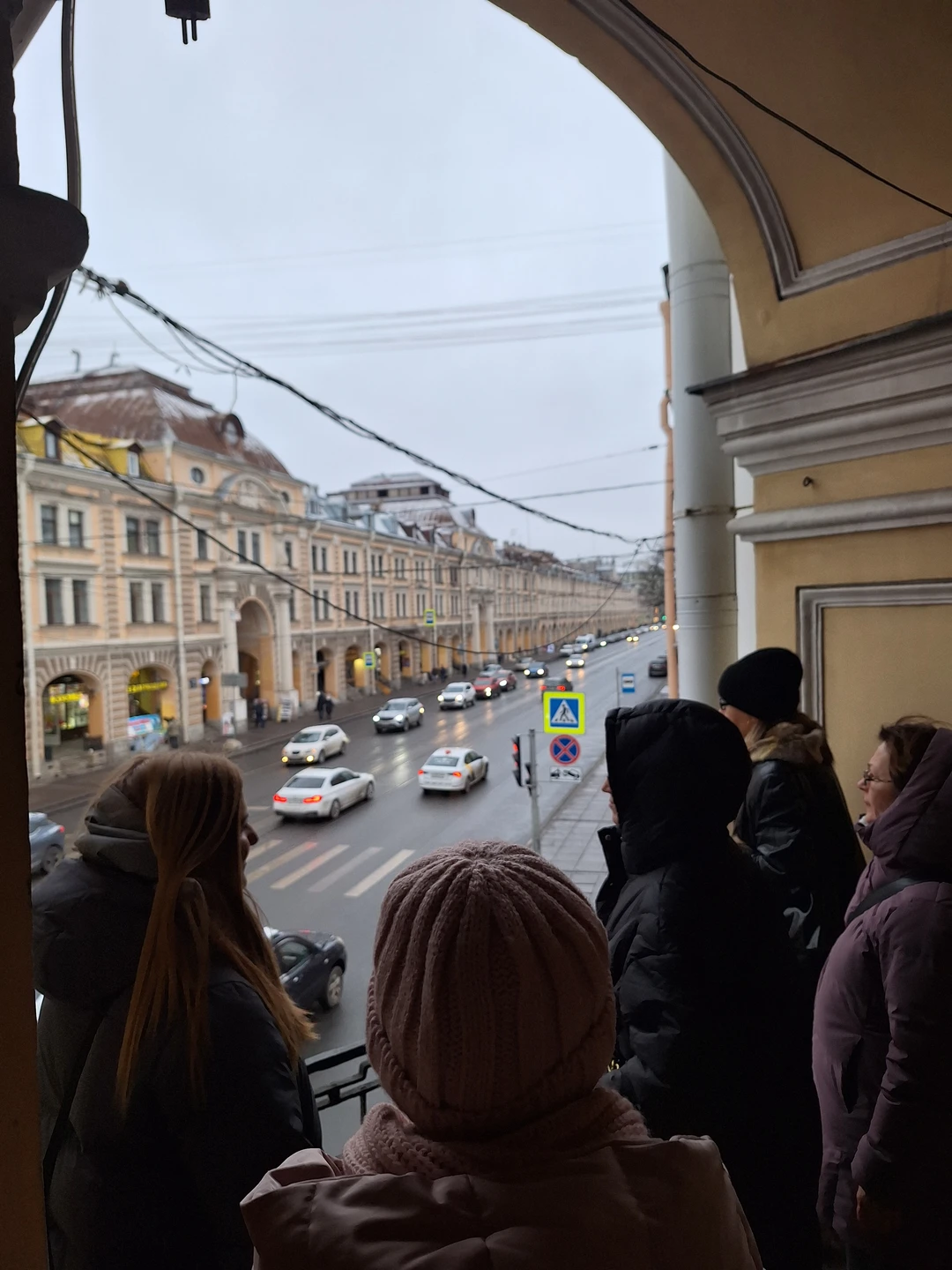 Был приятно удивлён альтернативным взглядом на уже знакомые места, не смотря на прохладную погоду были локации