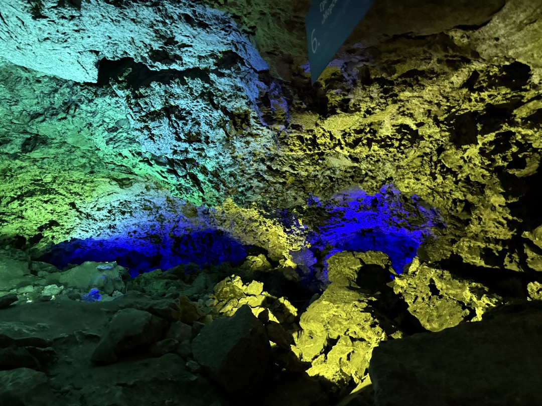 17 ноября мы вместе с ГИДом Диной совершили удивительное путешествие в Белогорский монастырь, город Кунгур и