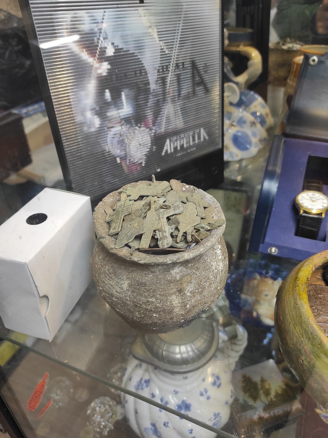 Эдуард хороший рассказчик и увлекательно рассказывает о своем хобби, всем рекомендую прикоснуться к редкому делу коллекционирования