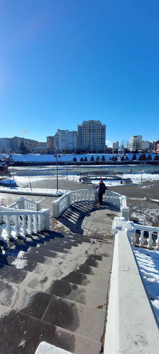 20 января для меня провёл экскурсию Альберт. Потом к нам присоединился Тимур. Всё было замечательно в