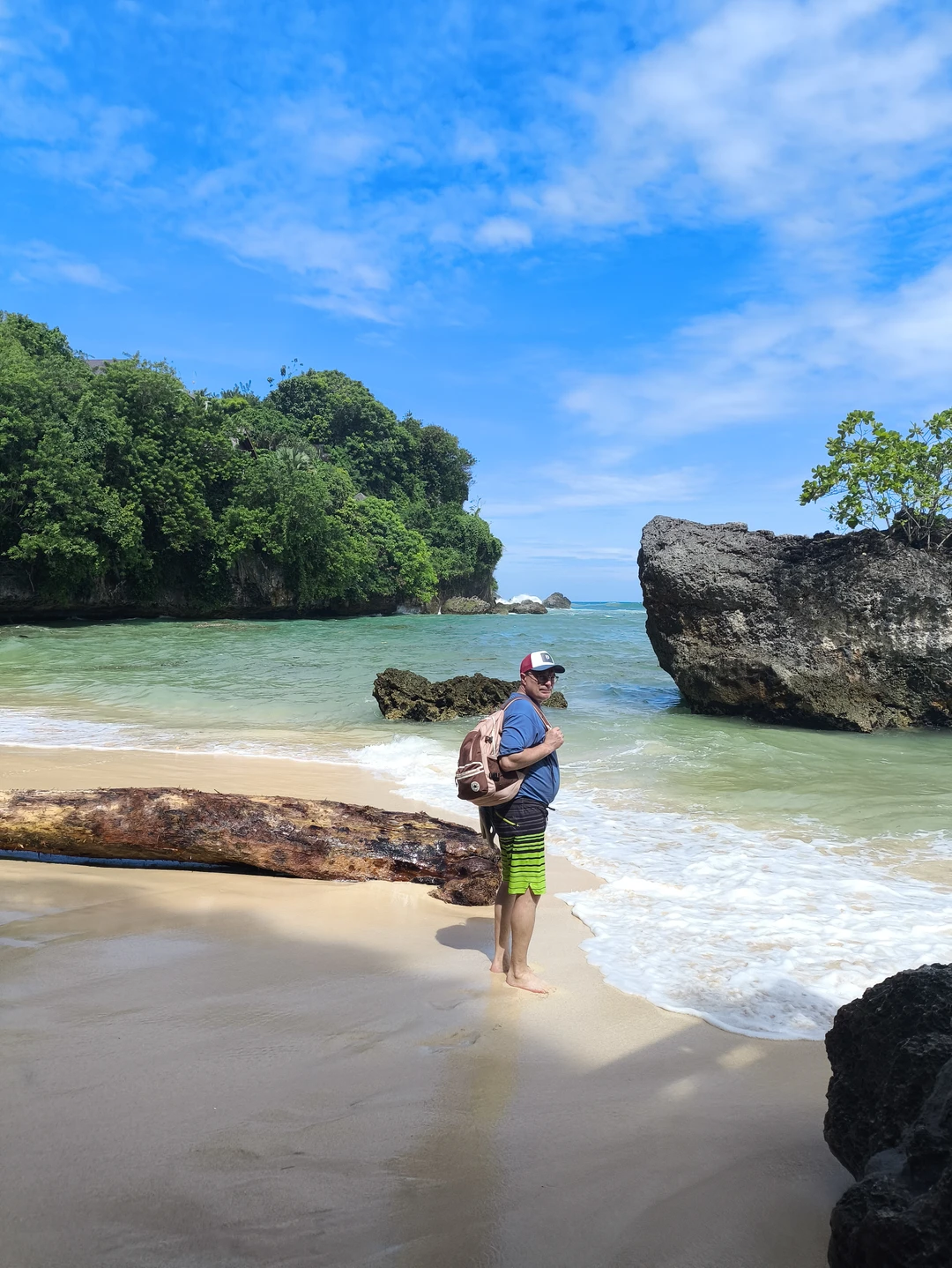 Замечательная экскурсия! Такие красивые места увидели! Надо быть готовыми, что на каком то пляже будет сильный