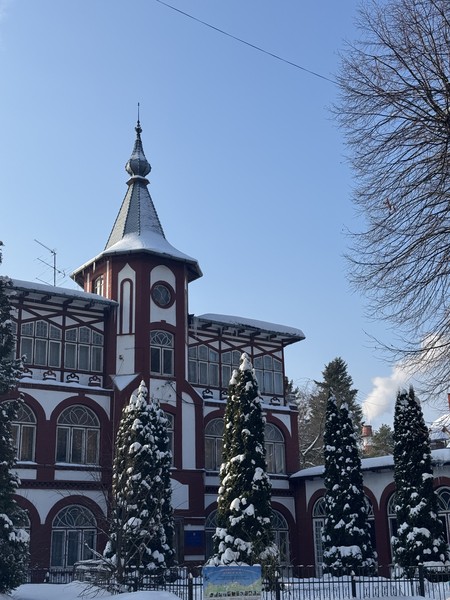 Сразу напишу, что все очень-очень понравилось!!! Я советую данную экскурсию 100%. Очень понравились локации, места подобраны