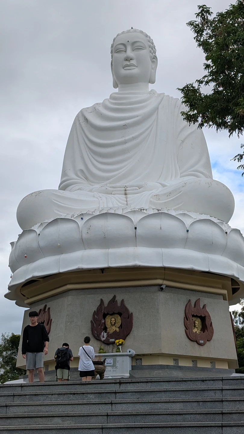 Отличная экскурсия! Спасибо Дмитрию за очень интересный и глубокий рассказ. Мы узнали много нового об истории