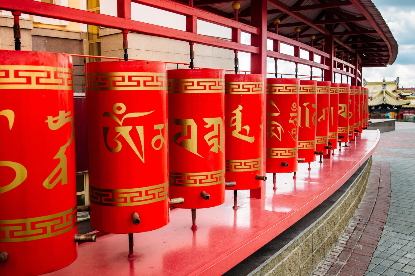 Тур-погружение в культуру Калмыкии: от степных легенд до буддийских святынь