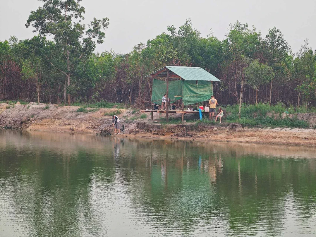 Экскурсия очень понравилась! Андрей очень приятный и положительный человек. Всё было отлично организовано. Мы всей семьёй