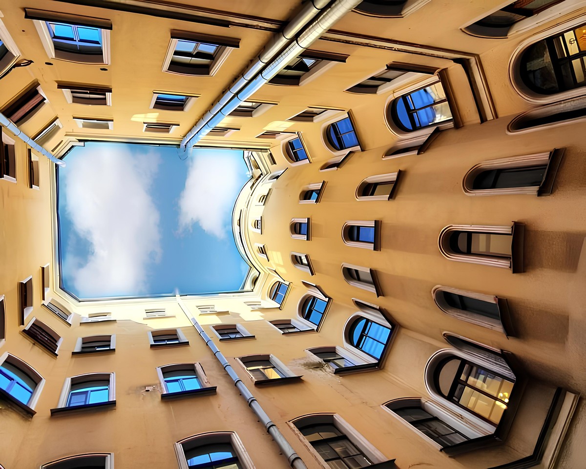 Питерский вайб: парадные, дворы-колодцы и коммуналка Довлатова (10/17)