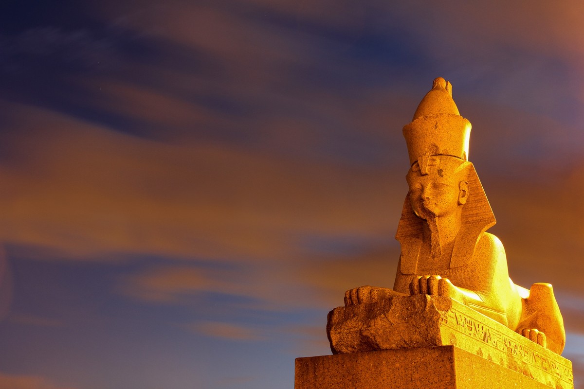 Таинственный Петербург (3/6)