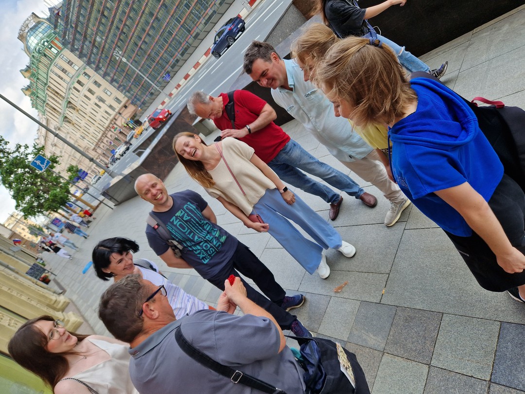 Замечательный квест! Необычный, неординарный! Пришло в голову провести с гостями так мой день рождения 12.06.2024, день