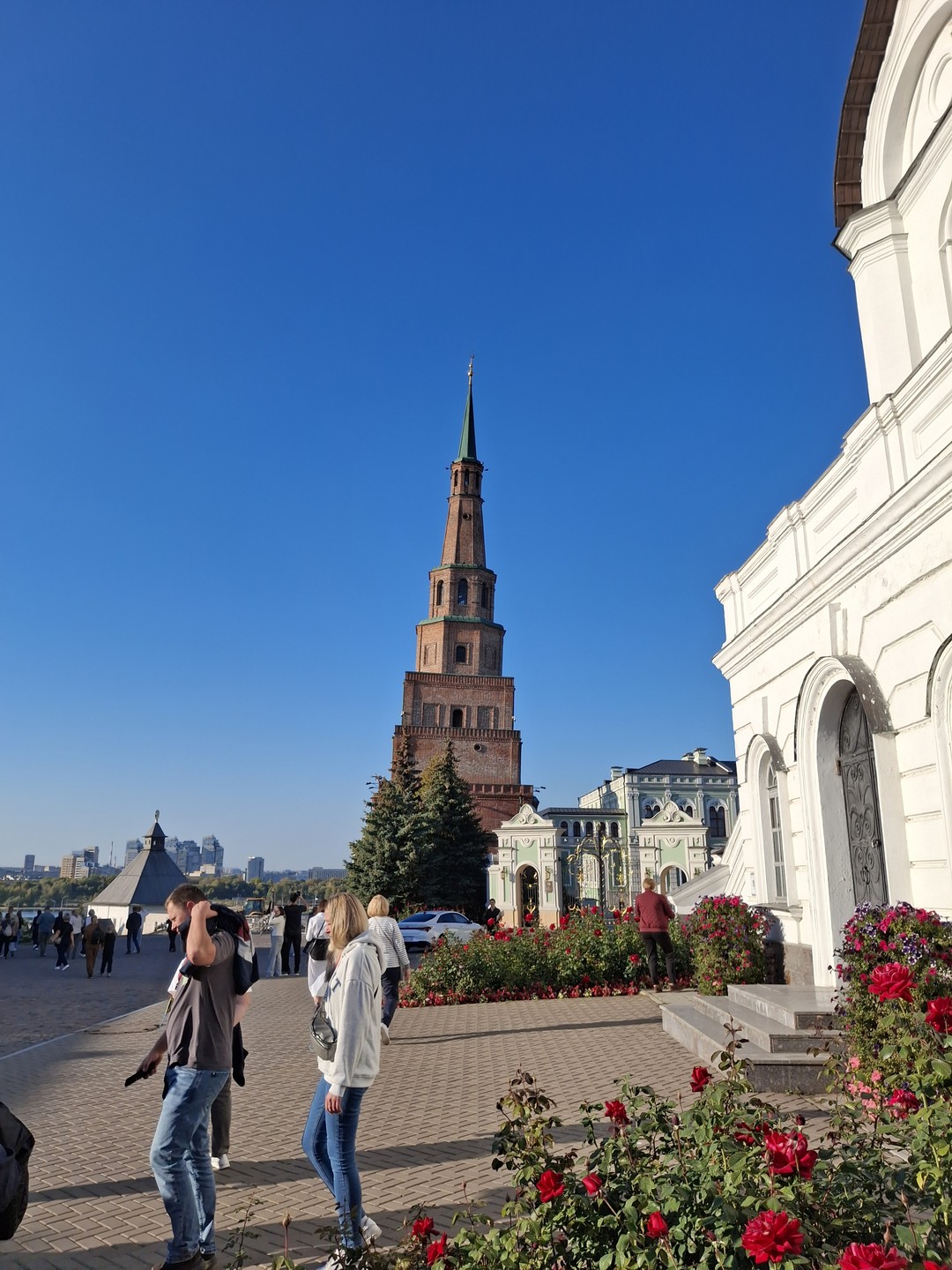 Казань: на автобусе по городу и пешком по кремлю (Ольга)
