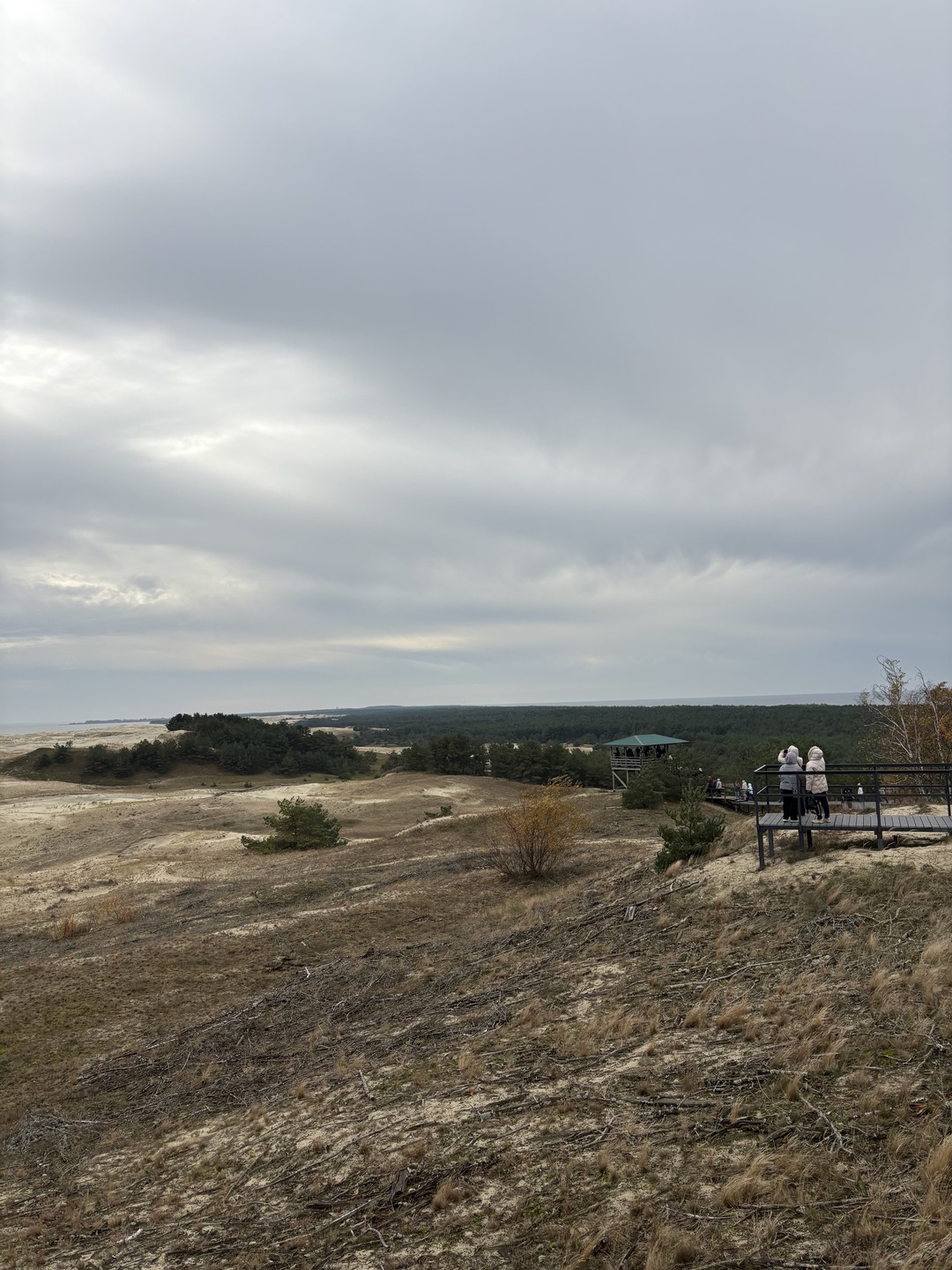 Спасибо, Михаилу, за интересную экскурсию. Рассказал много интересных моментов, маршрут экскурсии позволил детям не устать и