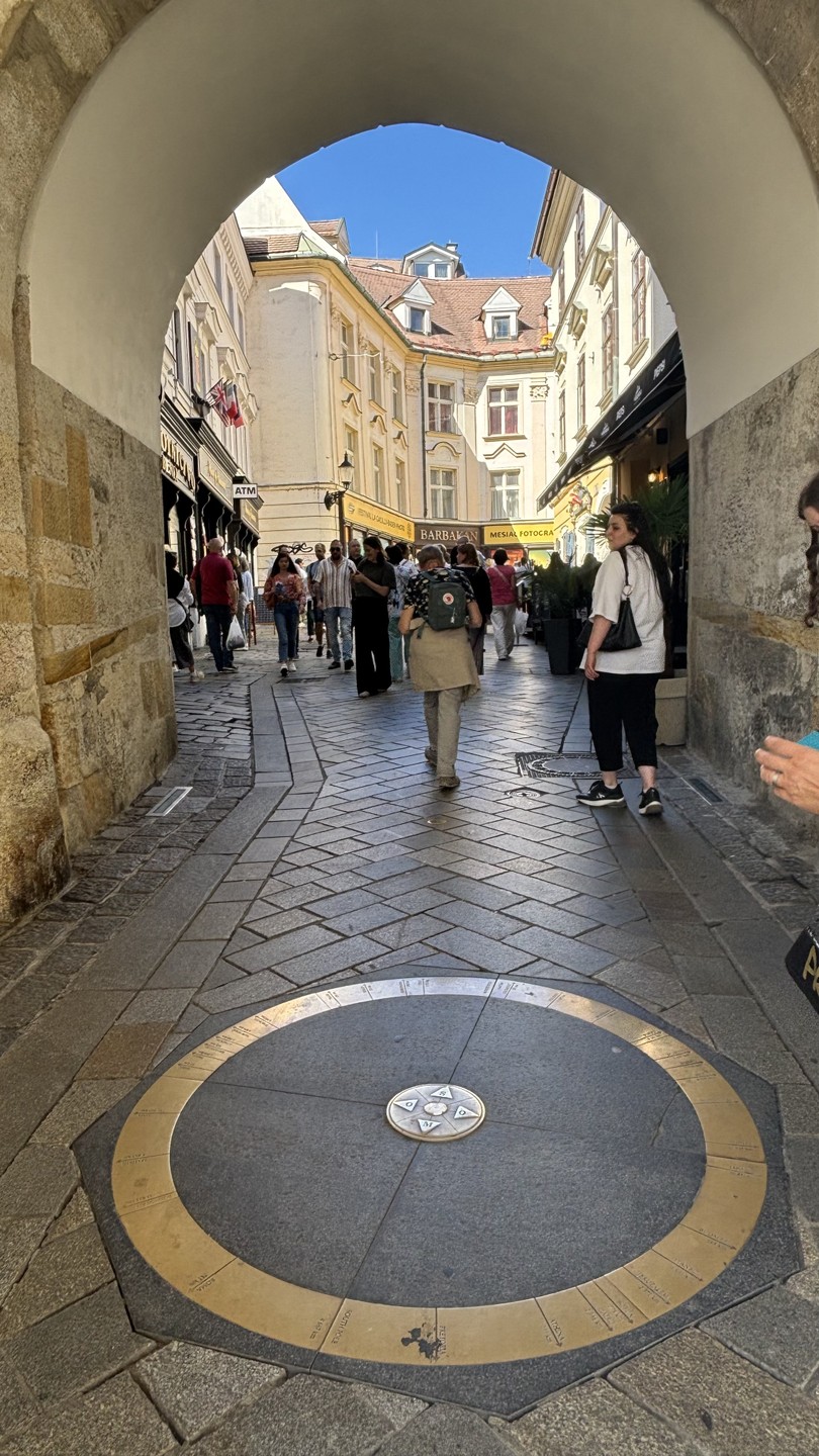 Понравилась экскурсия, не ожидали, что старый город Братислава такой красивый и интересный, с очень большой историей