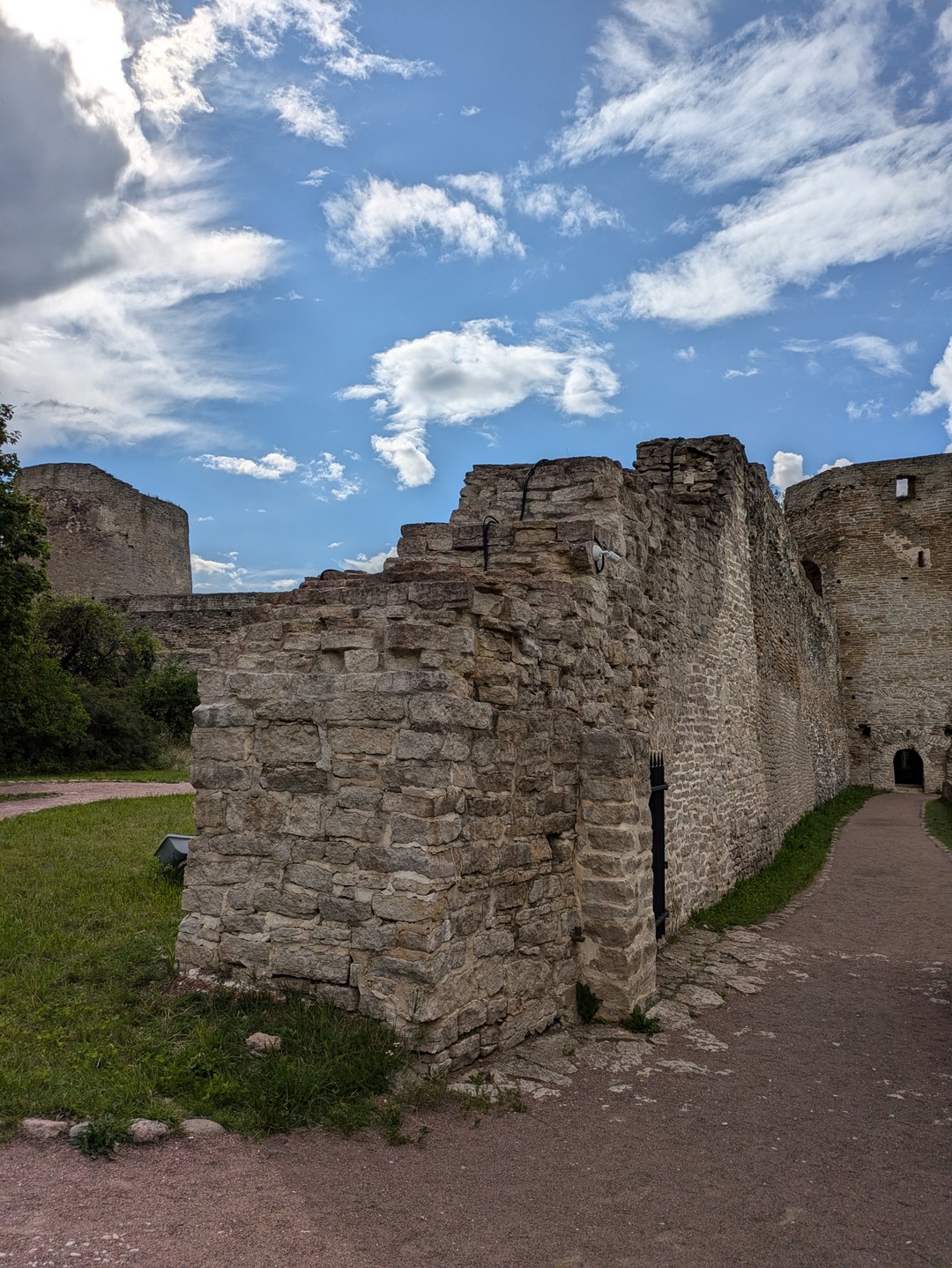 Псков, Изборск и Печоры: групповая авто-пешеходная экскурсия (Александра)