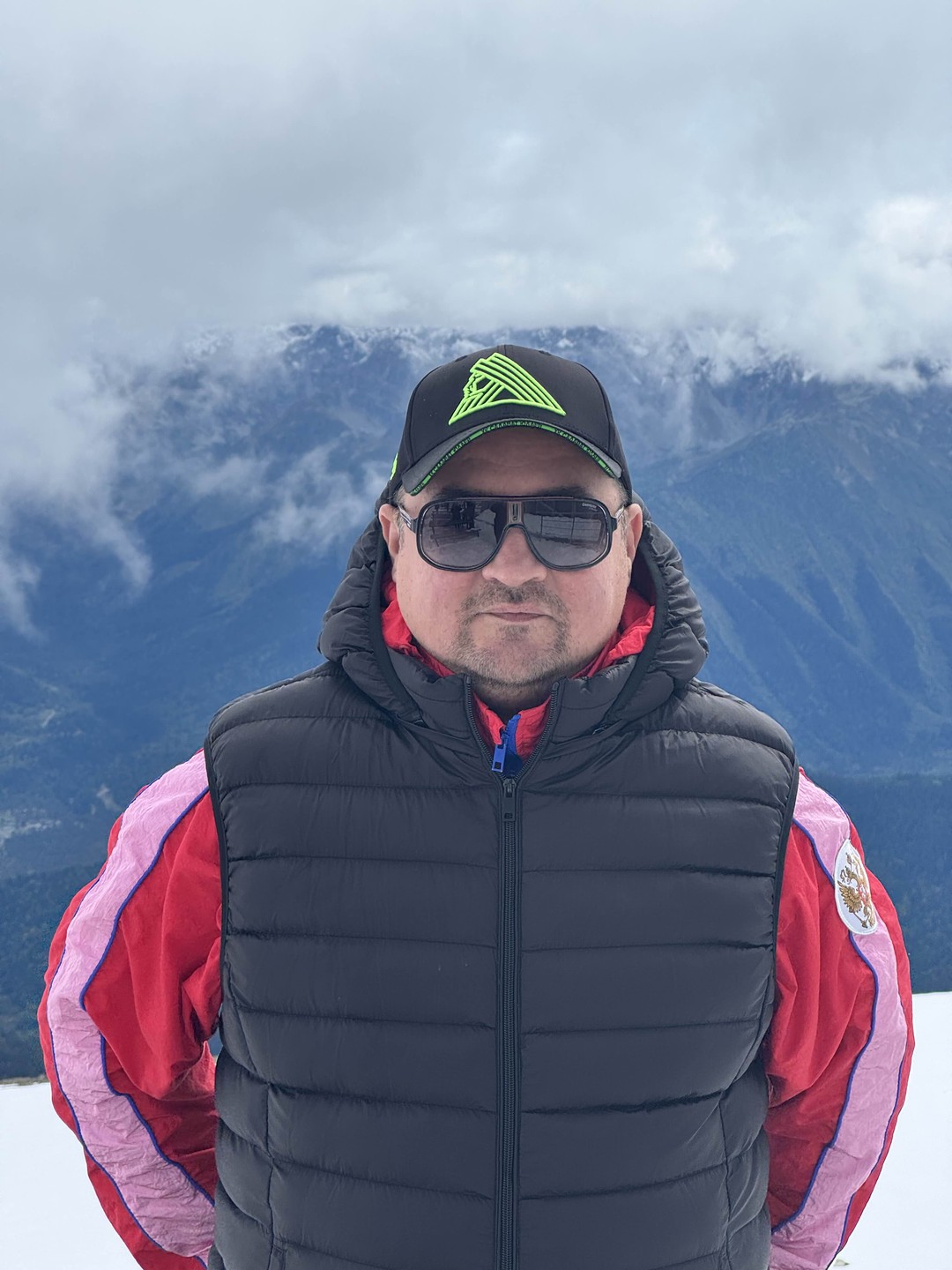 Большое спасибо Тиграну за замечательную экскурсию! Было очень интересно, обалденные виды, прекрасный Архыз! За интересными историями