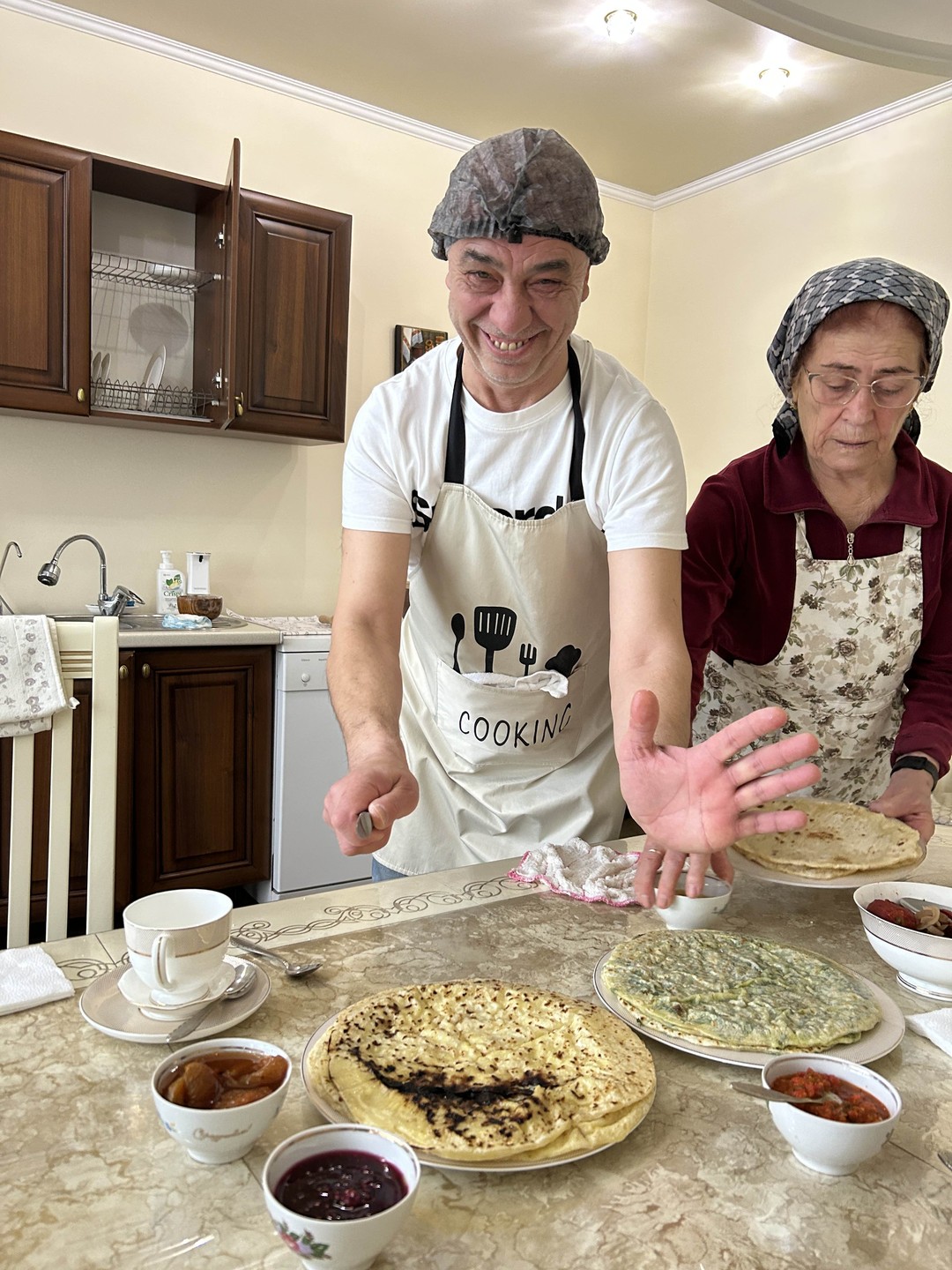 Большое спасибо Фатиме за мастер-класс и за приём, за угощение и за беседу! Больше таких людей