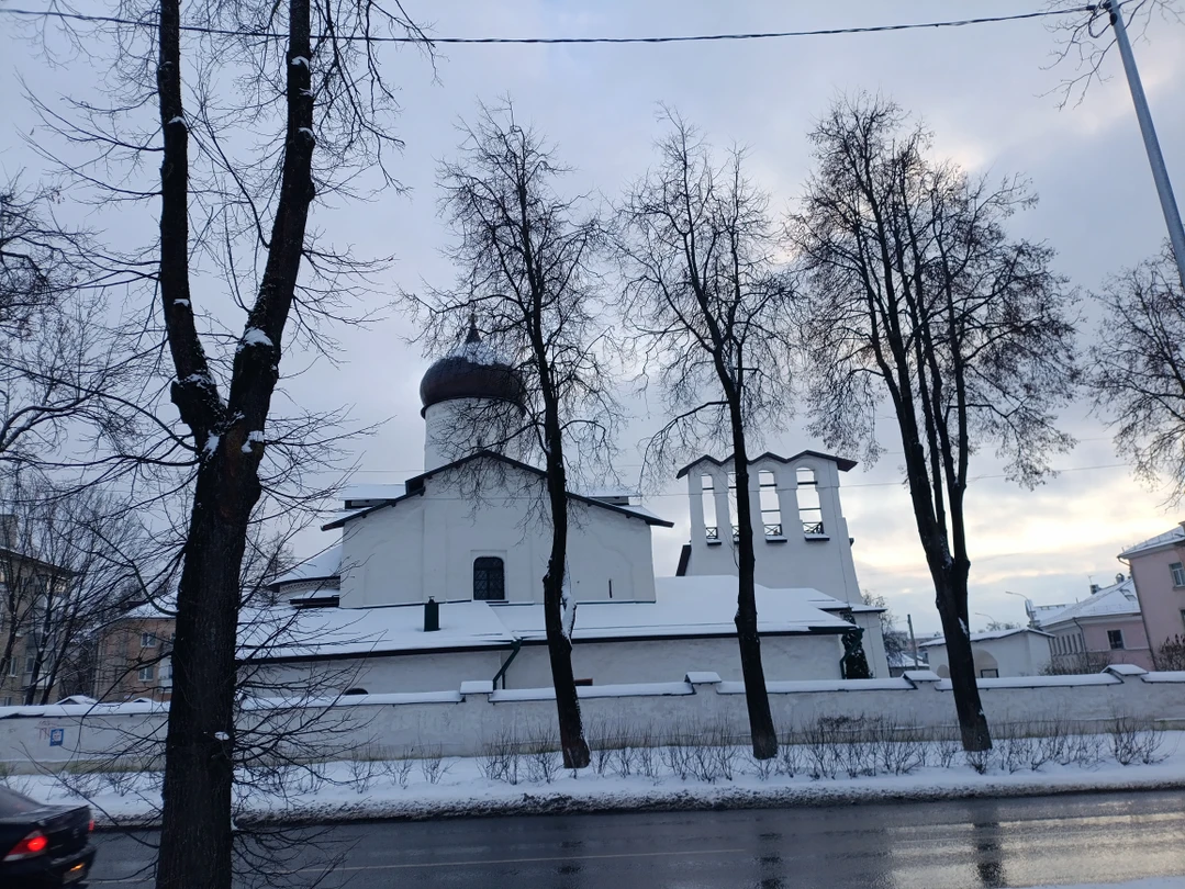 Псковский кремль и ближнее Запсковье (Елена)