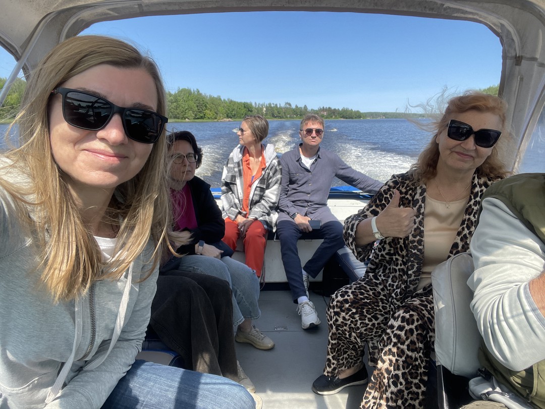 Были в Выборге с 13-14 июня 2025 года, предварительно на сайте заказали водную часовую прогулку на