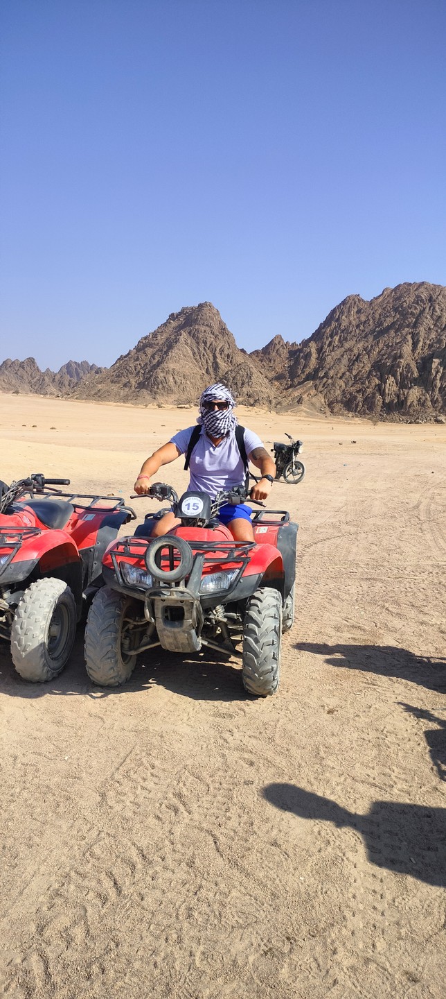 На квадроциклах в группе: сафари в Шарм-эль-Шейхе (Андрей)