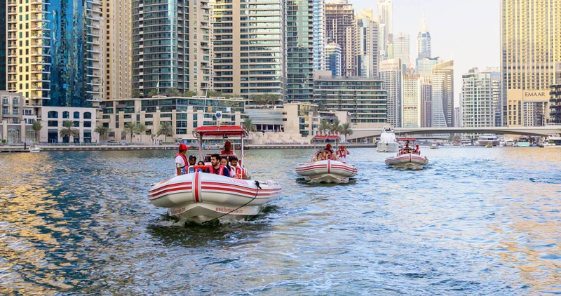 Романтика на волнах: прогулка без гида на «Лодке любви»