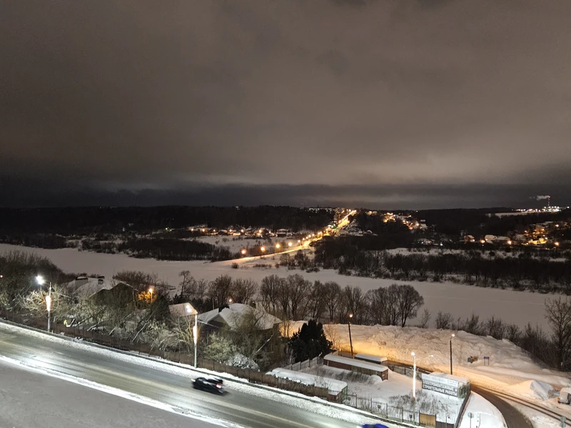 Экскурсия пролетела очень быстро, несмотря на ветер и снег мы прошли весь намеченный маршрут, познакомились с