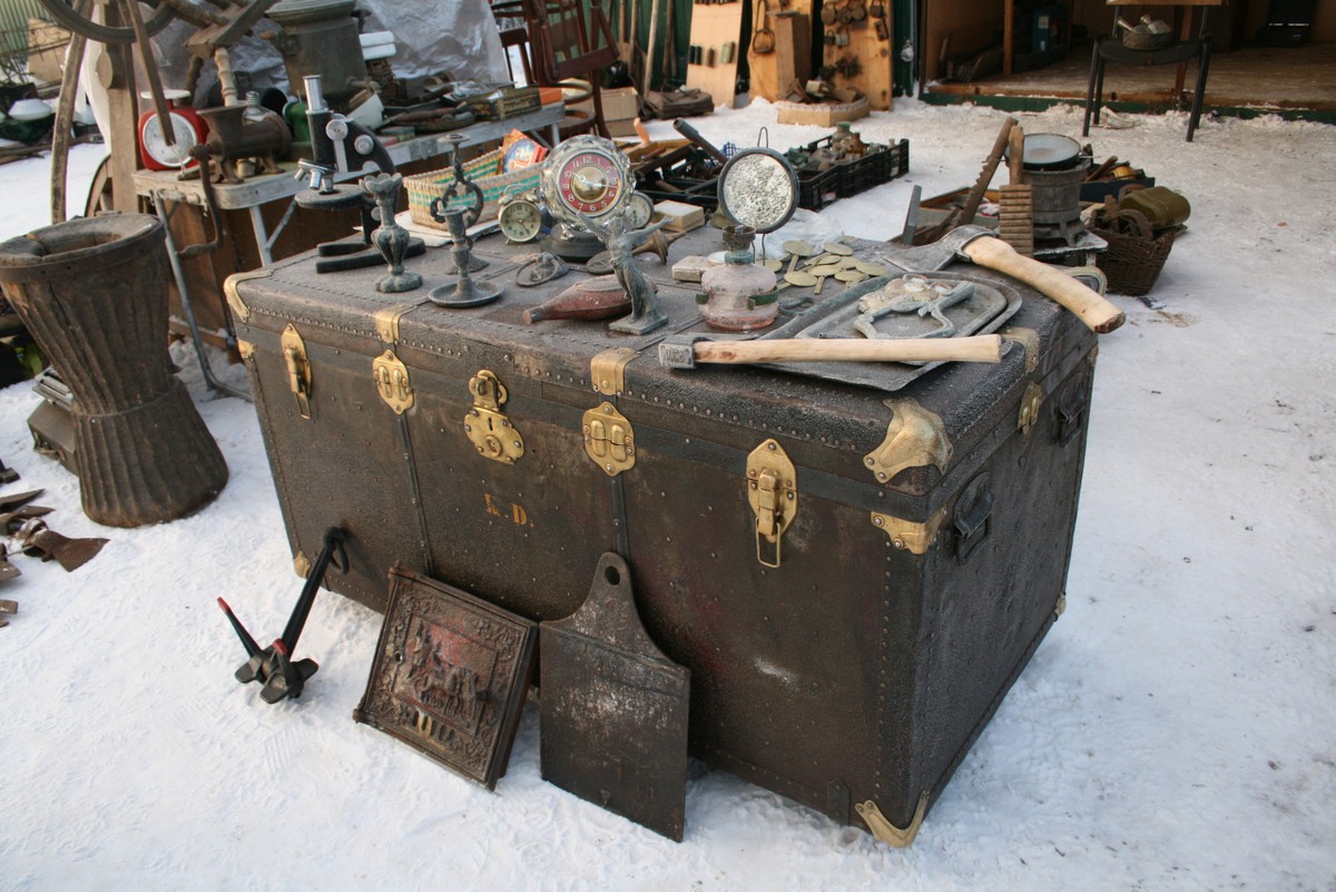 На блошиный рынок «Левша» — с опытным продавцом винтажа (6/8)