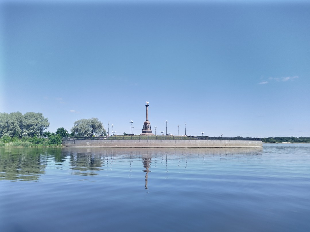 Вместе с мужем хотим поблагодарить Александра за замечательную прогулку и экскурсию! Это было наше первое знакомство
