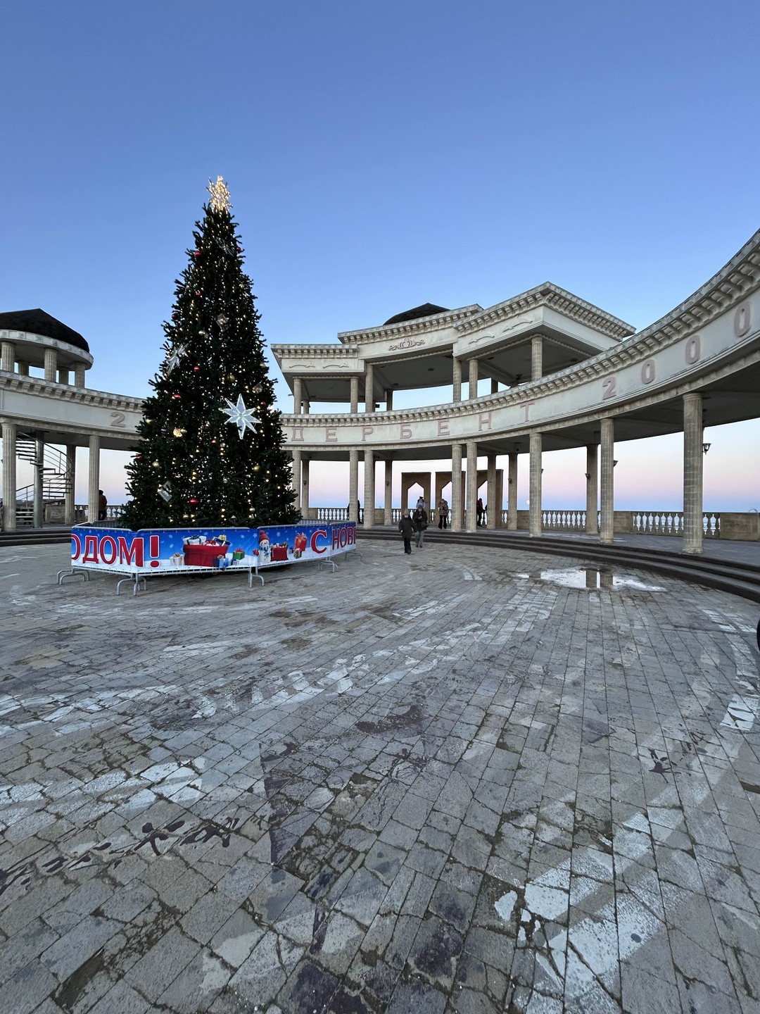 Дербент и экраноплан «Лунь»: путешествие из Махачкалы (Елизавета)