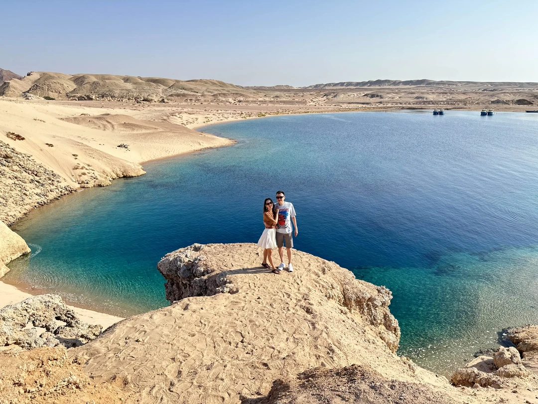 Тот случай, когда VIP в описании соответствует ожиданиям более, чем на 100%. Полноценный консьерж сервис: трансфер