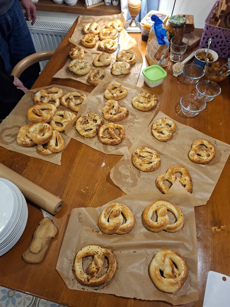 Отличный мастер-класс. И детям и взрослым очень понравилось. А варенье из жимолости- отдельный шедевр! Большое спасибо. Очень рекомендую