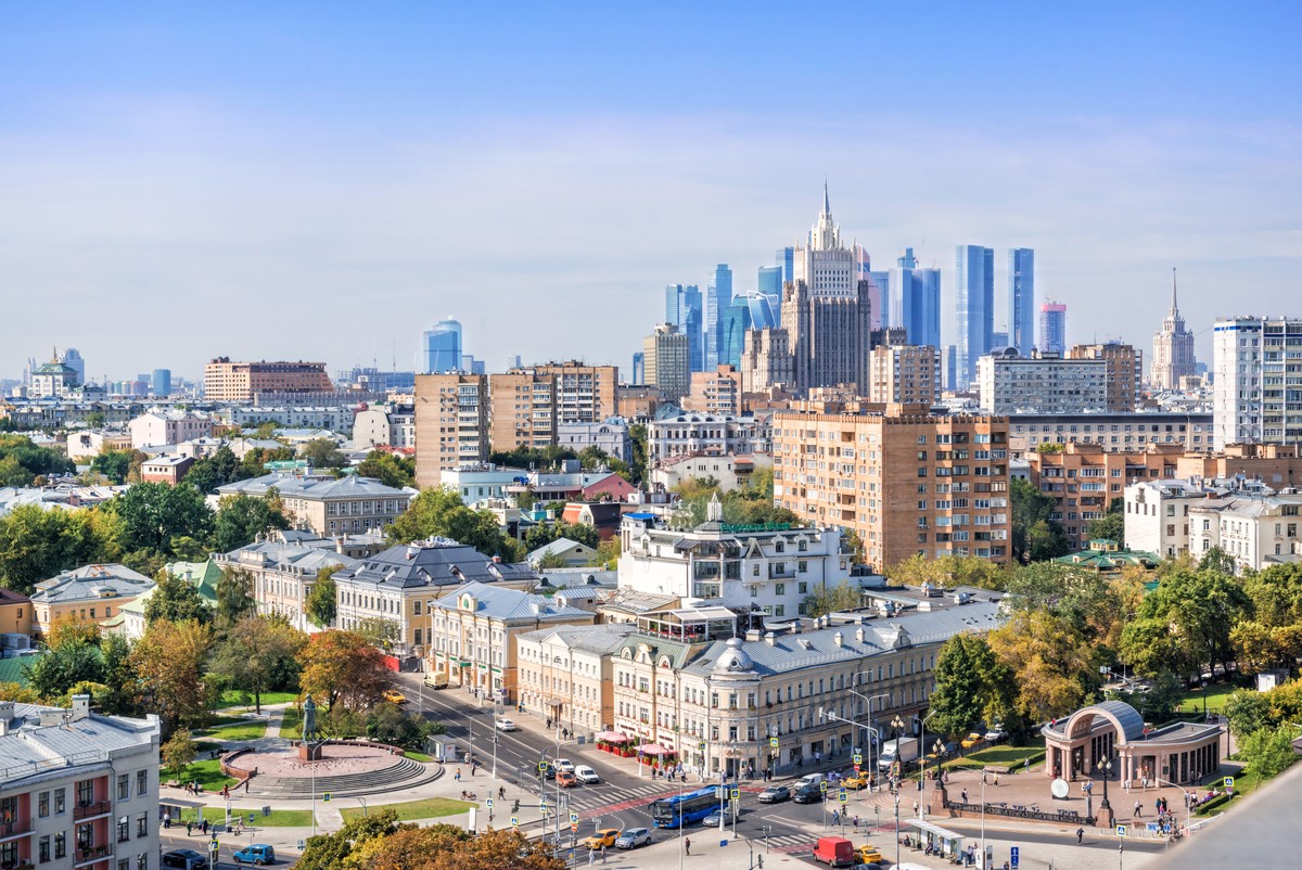 Храм Христа Спасителя и храм Илии Пророка Обыденного (10/10)