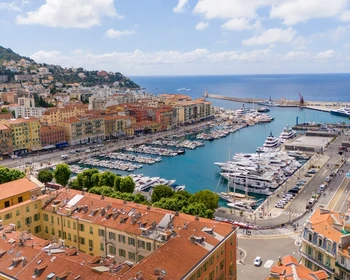 Парфюмерная фабрика и переезд в Ниццу