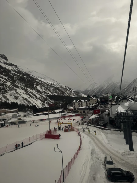 Прекрасная экскурсия! Экскурсовод Тамерлан очень интерно рассказывает, было безумно комфортно! Группа была небольшая, всего 4 человека