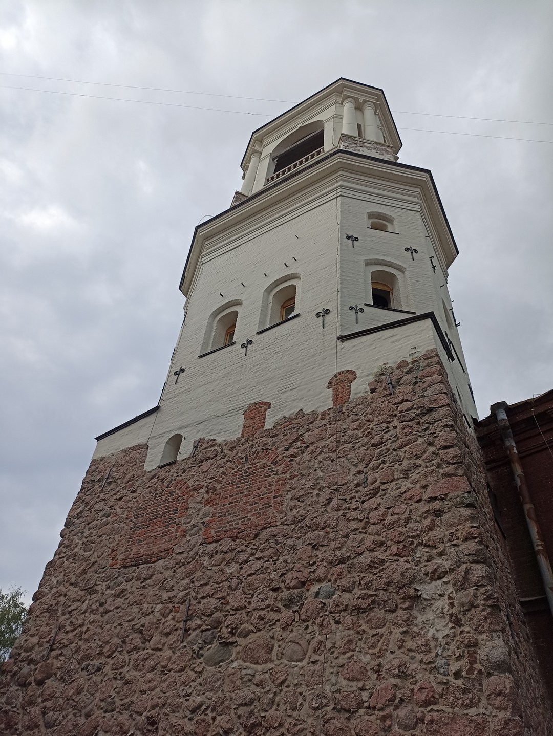 Однодневная экскурсия из Петербурга в Выборг на автобусе (Елена)