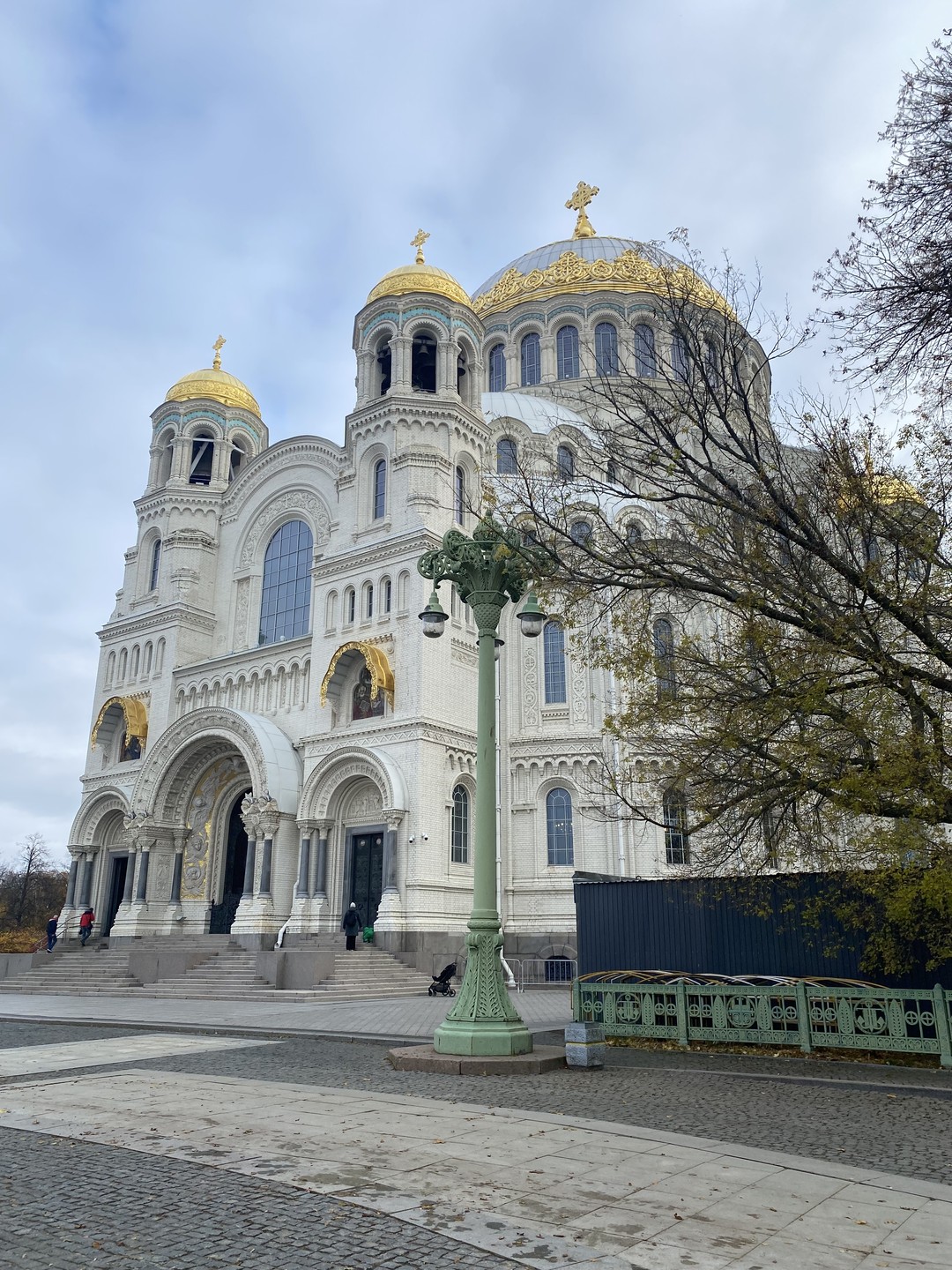 Из Санкт-Петербурга в Петергоф и Кронштадт: 2 города за 1 день (Инга)